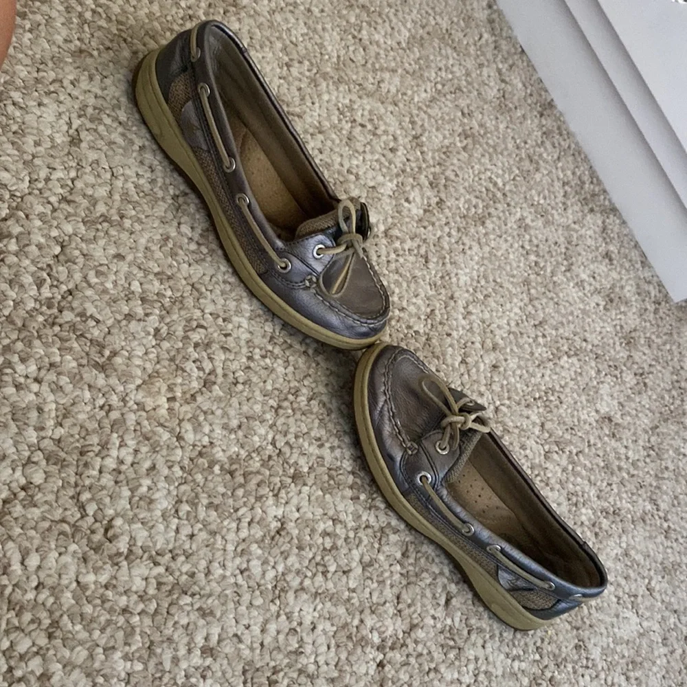 Sperry Slides - Picture 4 of 5